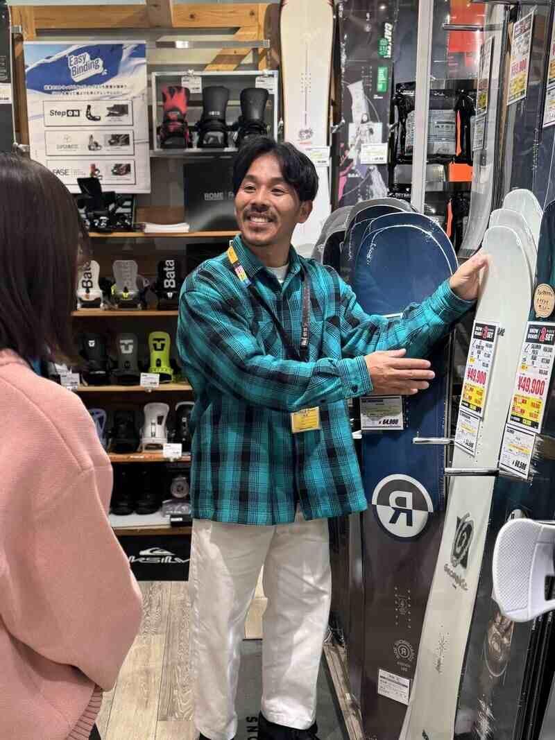ムラサキスポーツ イオンモール岡山店の制服1