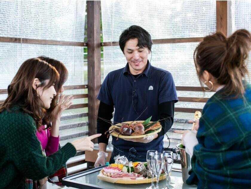 伊勢海悠 ConPerro ~グランドッグ伊勢賢島~の制服2