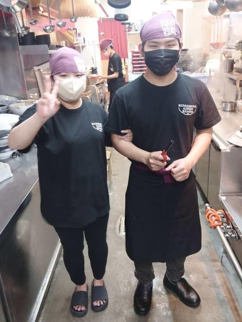 味千拉麺 荒尾店の制服1