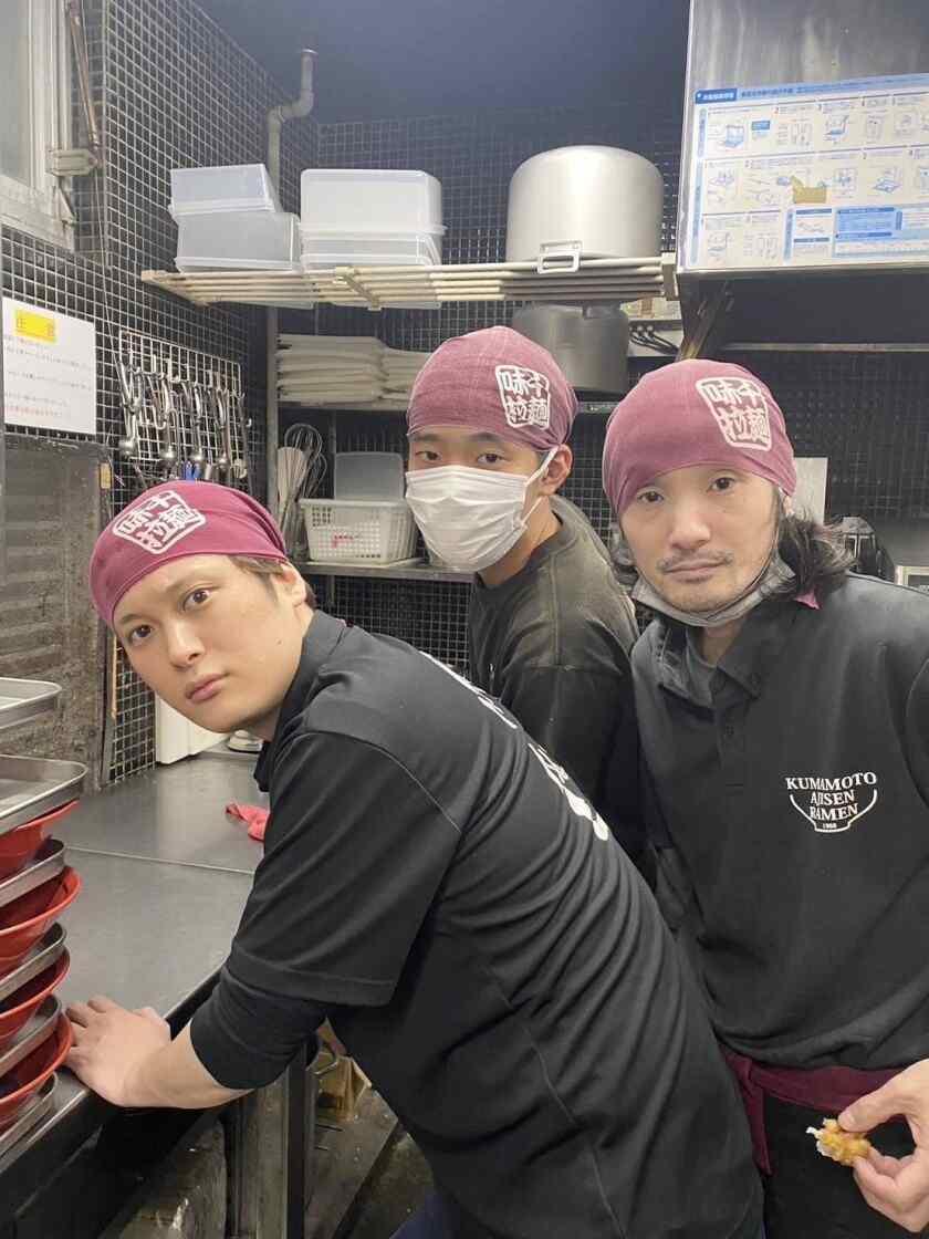 重光産業株式会社の制服1