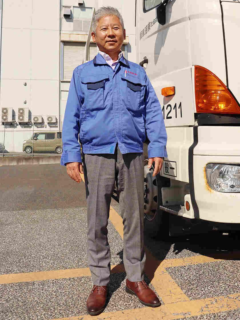 株式会社東海車輌の制服1