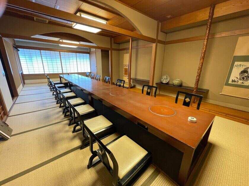 酔心 本店(広島郷土料理)の制服1