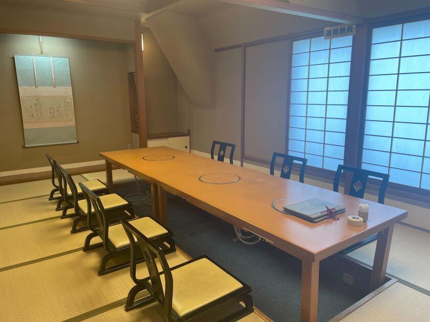 酔心 本店(広島郷土料理)の制服4