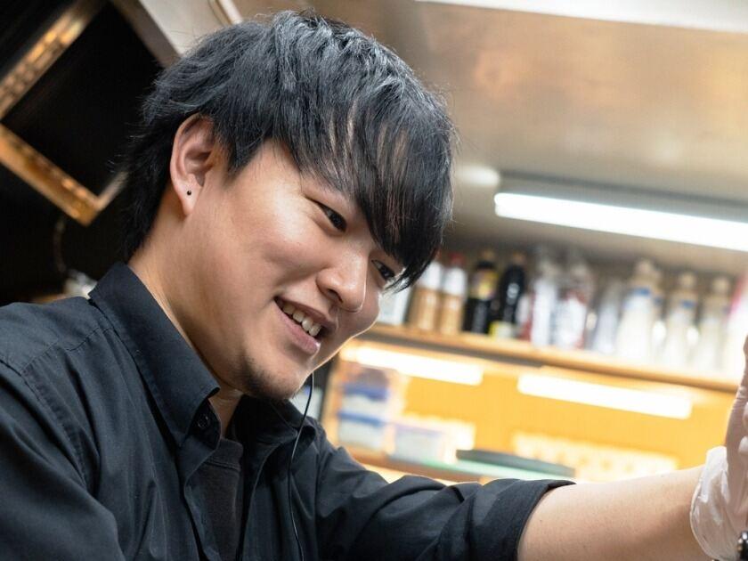 億万鳥者 新宿本殿の制服7