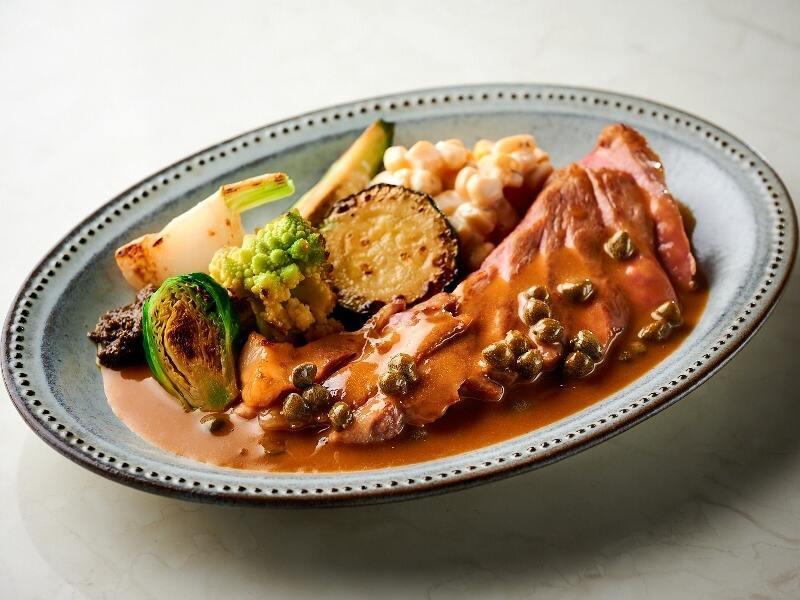 かまくら個室ビストロ KAMAKURA 新宿店の制服4