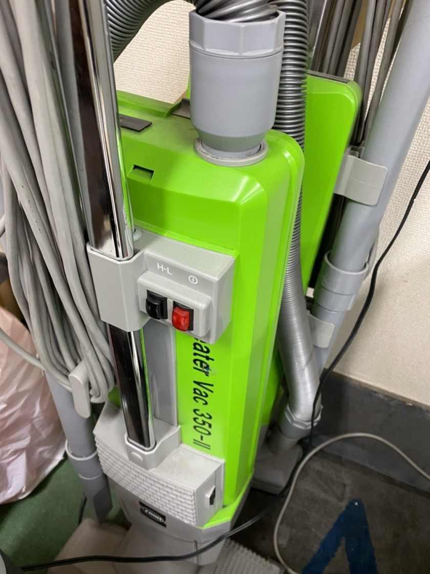 株式会社アドバンス・ネクストの制服3