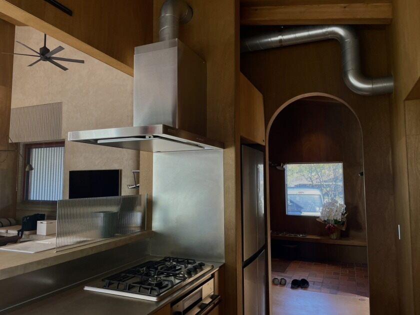 LSOインターナショナル株式会社の制服1