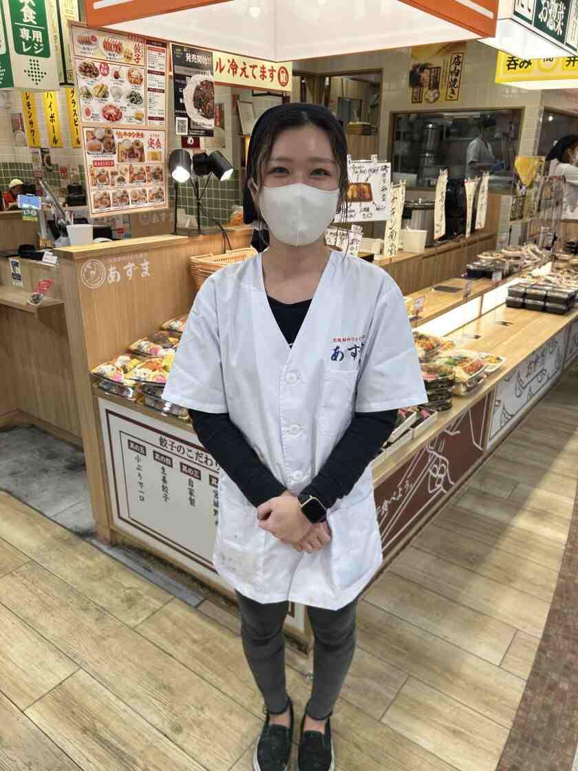 元祖仙台ひとくち餃子あずまの制服1