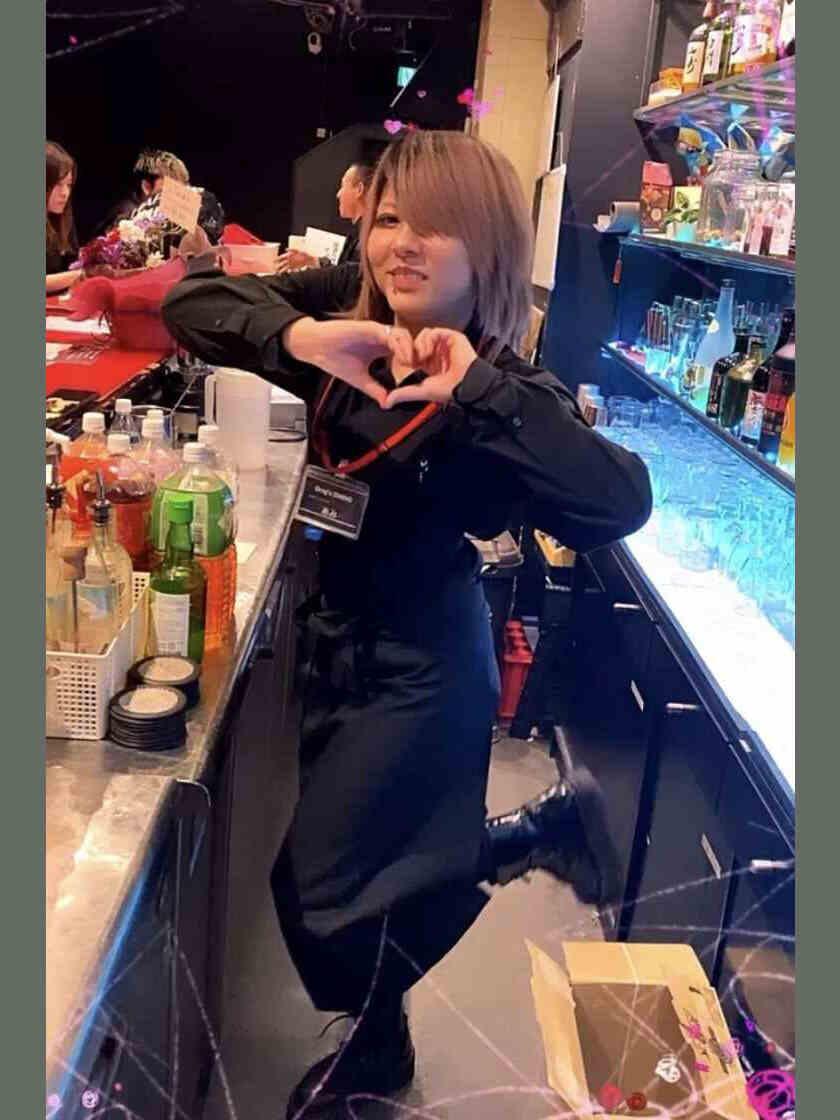 Grog's DININGの制服3