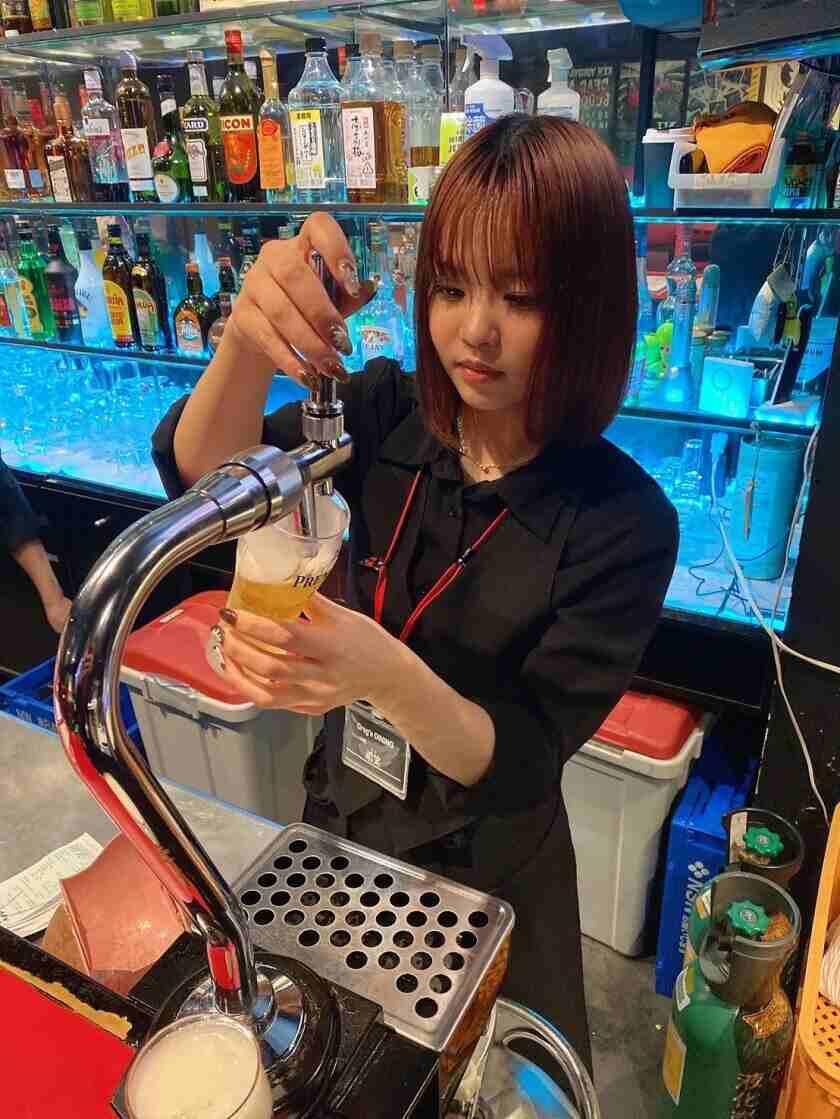 Grog's DININGの制服1