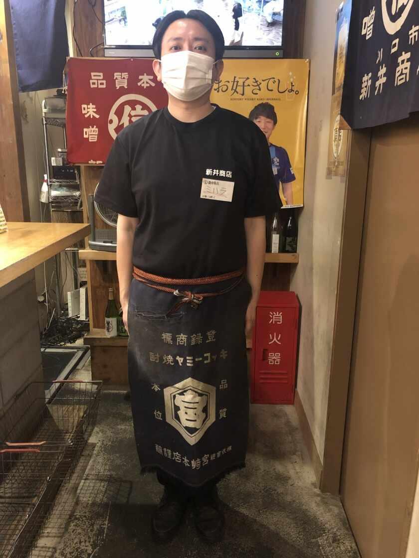 角打ち新井商店の制服1