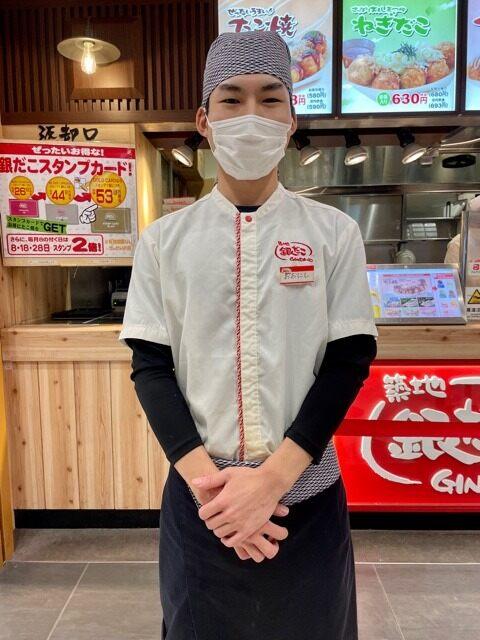 築地銀だこ 鳥栖プレミアムアウトレット店の制服1