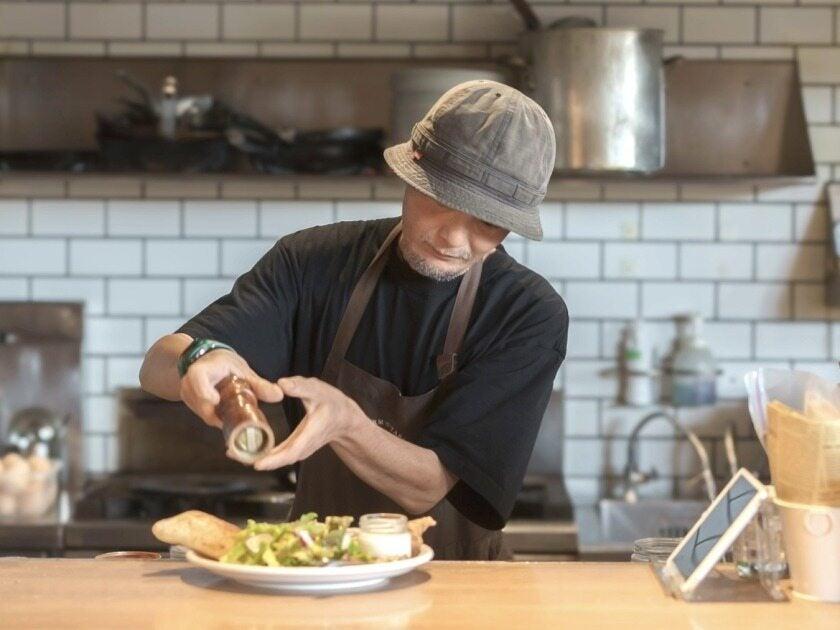 Mother Moon Cafe* 加古川店の制服5