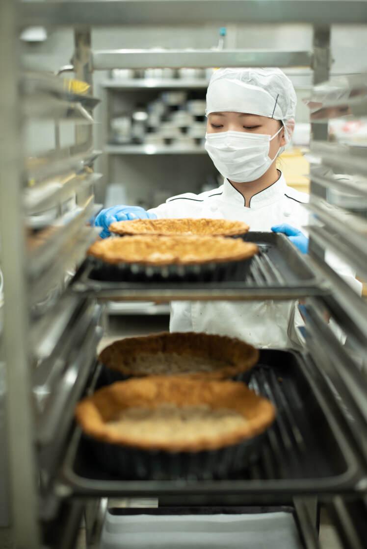 Mother Moon Cafe* ファクトリーの制服1