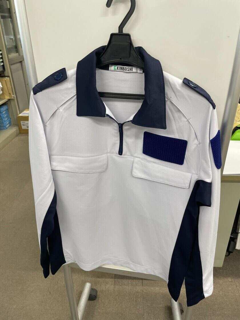 ジャパン警備保障株式会社の制服4