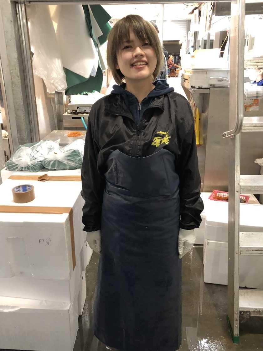 株式会社尾寅の制服1