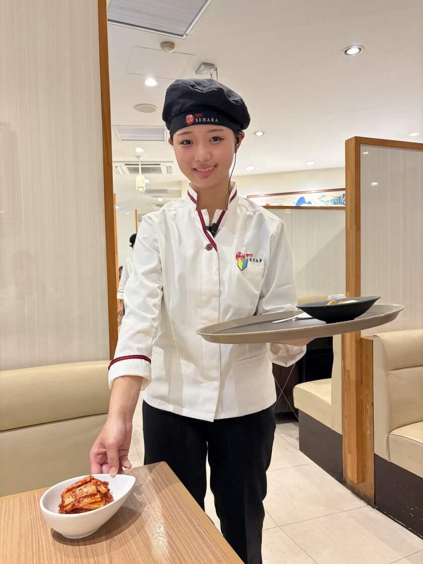 焼肉セナラ 川口芝店の制服3