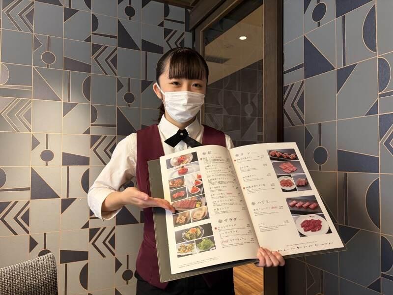 【株式会社コーフク】焼肉セナラ 川口樹モール店の仕事画像2