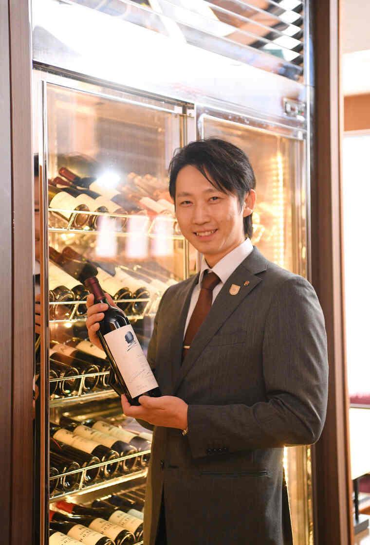 【株式会社コーフク】焼肉セナラ 川口樹モール店の制服4