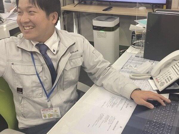 メークス株式会社の制服2