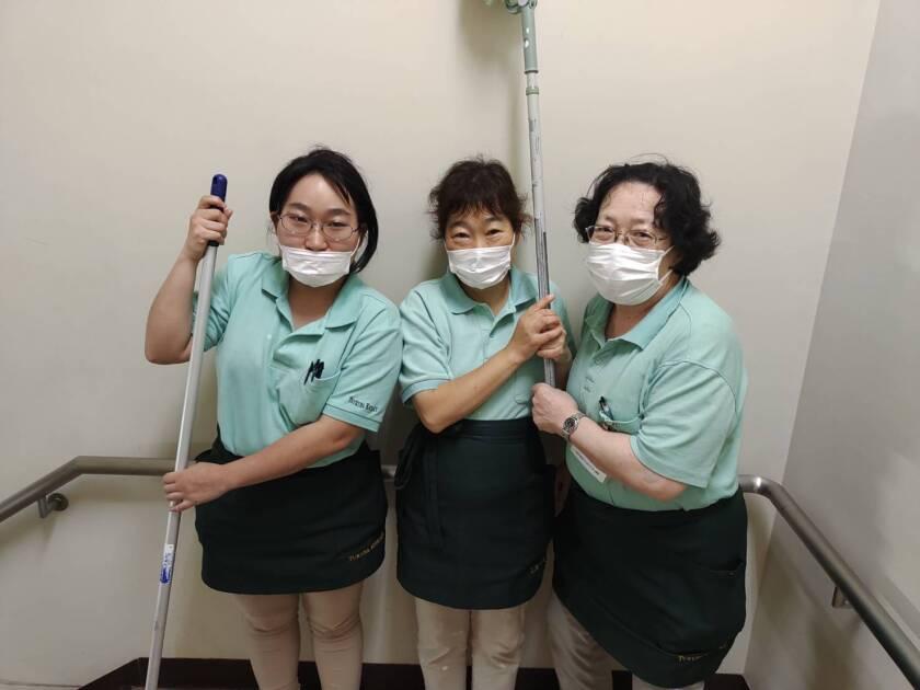 株式会社ツクバ計画の制服2