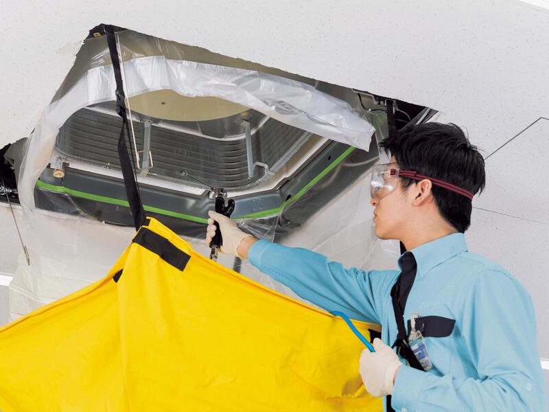 ダスキン岐南支店の制服3