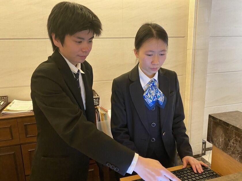 KOKO HOTEL 大阪心斎橋の制服1