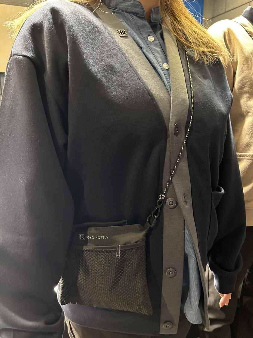 KOKO Hotel Residence 京都二条城の制服3