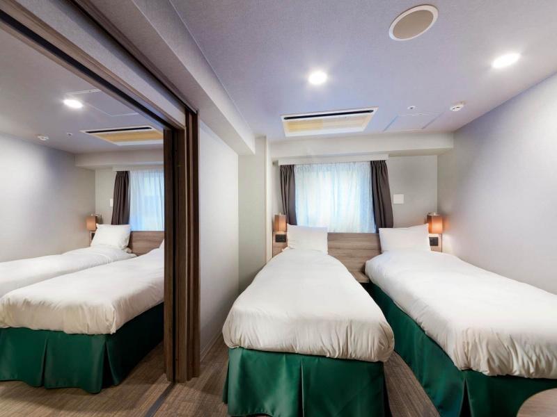 ベストウェスタンホテルフィーノ大阪心斎橋の制服2