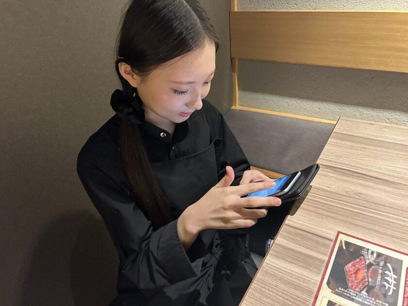 焼肉きたん 南船場の制服7