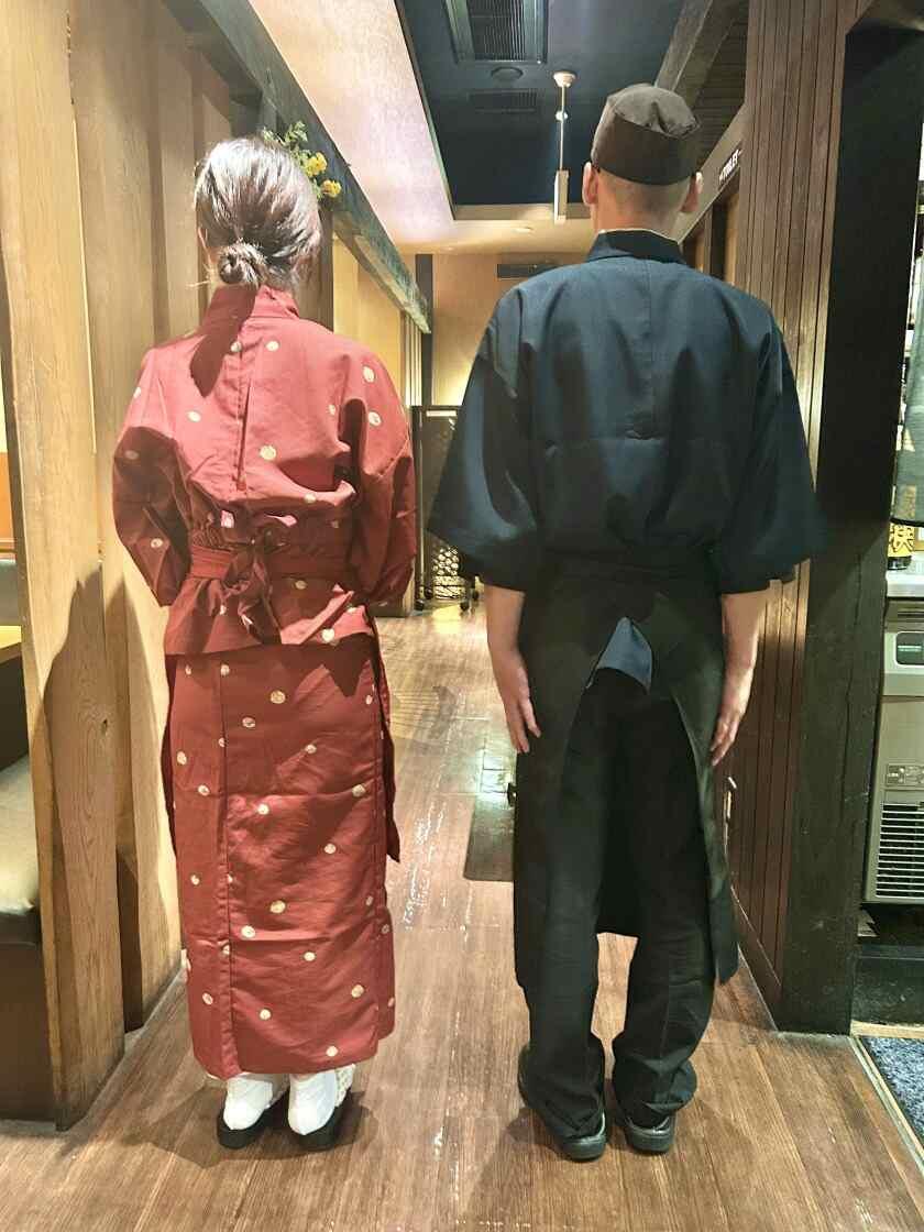 とり神楽 淀屋橋店の制服2