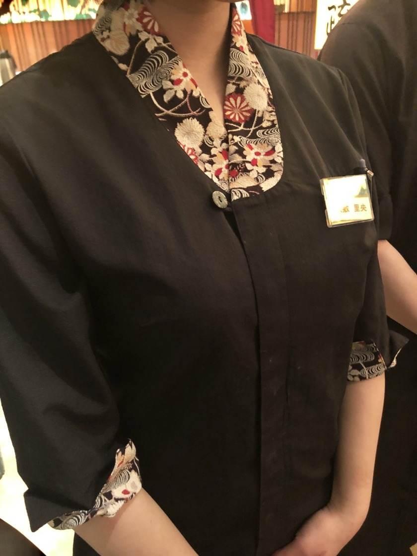 民生(みんせい) ヒルトンプラザWEST店の制服3
