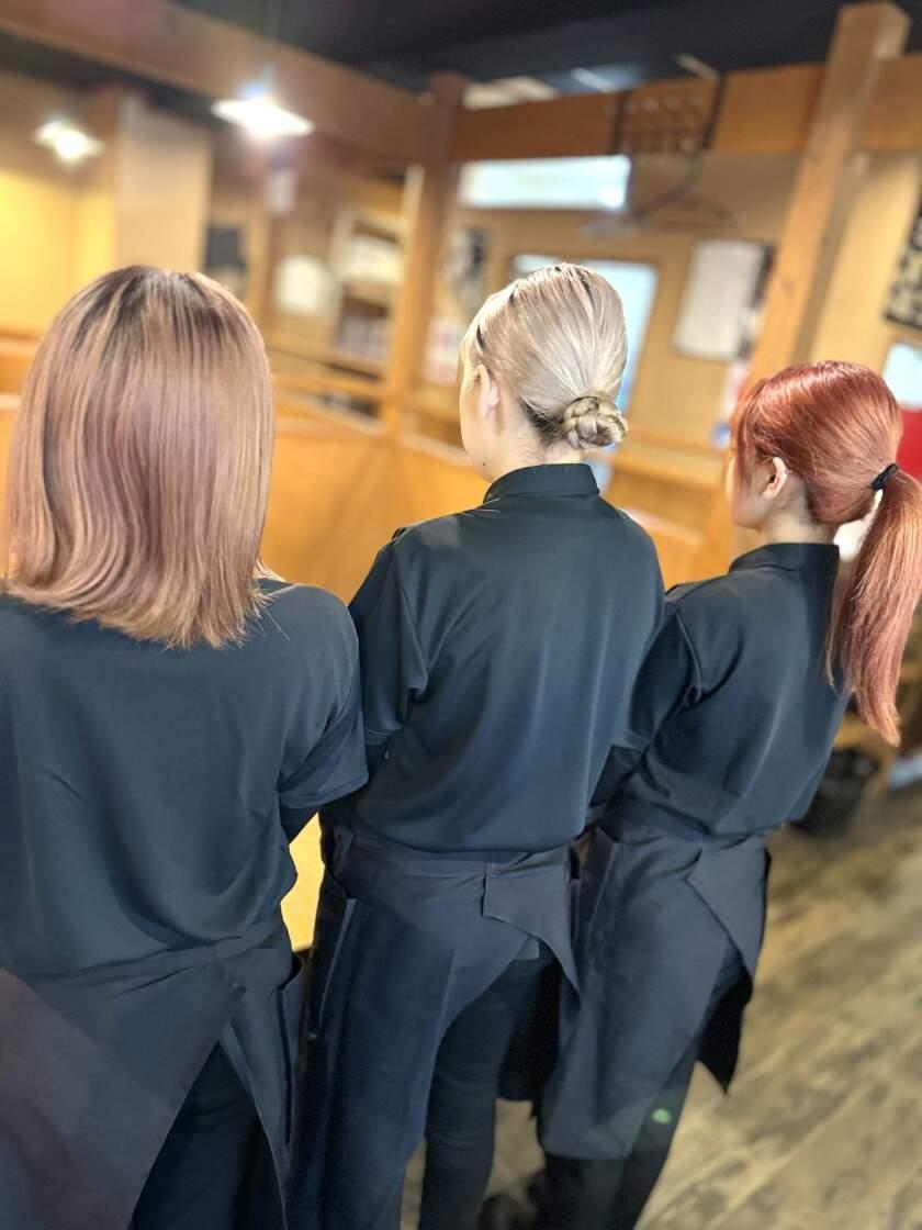 天ぷら海鮮五福 お初天神店の制服2