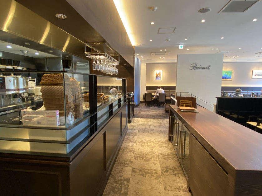 ブリアン 北山店の制服4