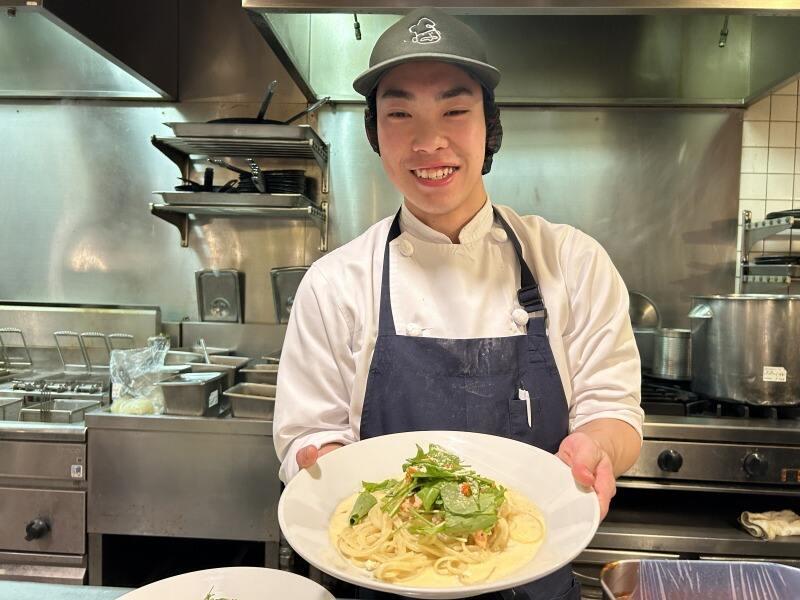 グリルキャピタル東洋亭JR京都伊勢丹店の仕事画像3