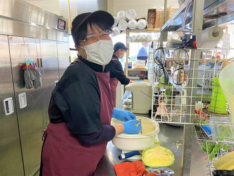 帝京大学学食の仕事画像2