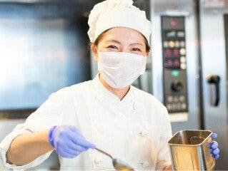 福岡県南部給食センターの制服1