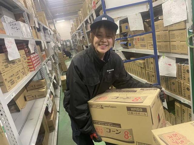 土日祝勤務可能な方募集!お菓子の簡単仕分け|週3~(軽作業・物流、八幡市)のイメージ画像