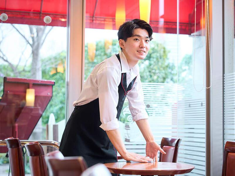 カフェ・ベローチェ 南藤沢店の制服1