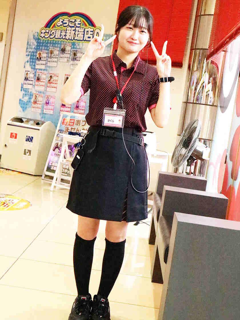 キング観光新瑞店の制服1