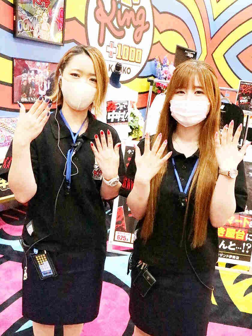 キング観光サウザンド伊勢店の制服4