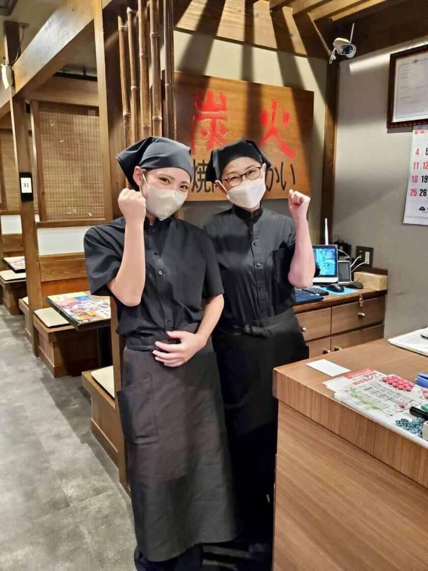 炭火焼肉屋さかい 原城店の制服1