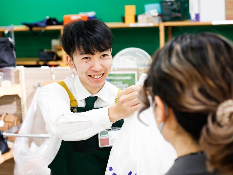 オフハウス札幌伏古店の仕事画像1