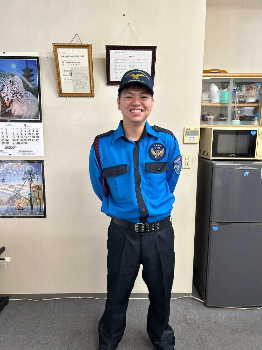 有限会社中央警備アクトの制服2