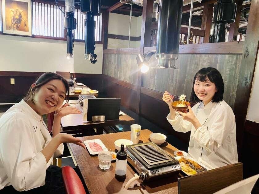 和牛焼肉 小笠原商店の制服4