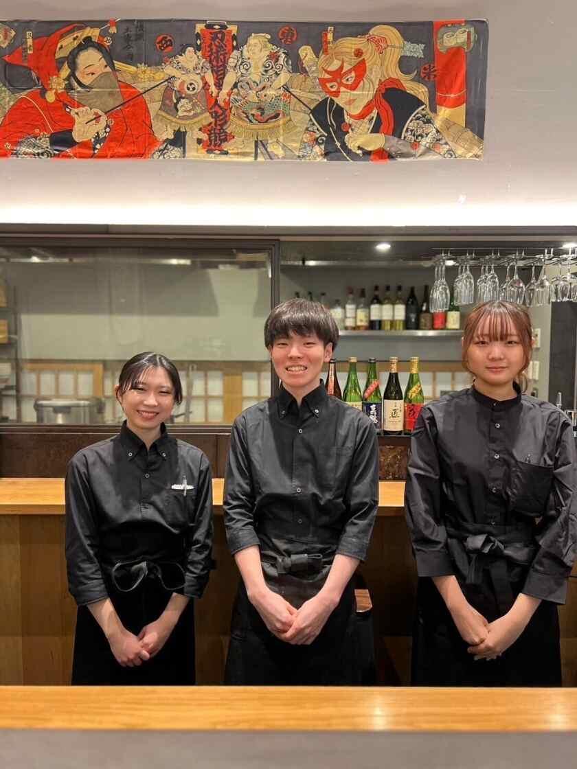 天虎 クリスタ長堀店の制服2