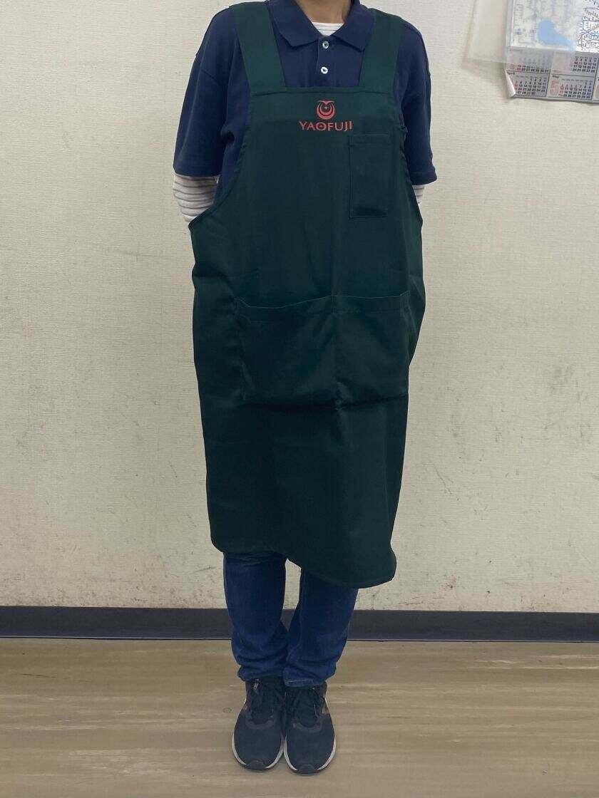 スーパーヤオフジ川口店の制服1