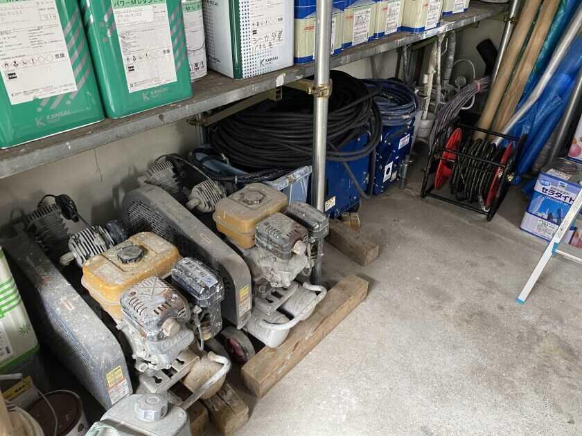 株式会社正栄建装の制服2