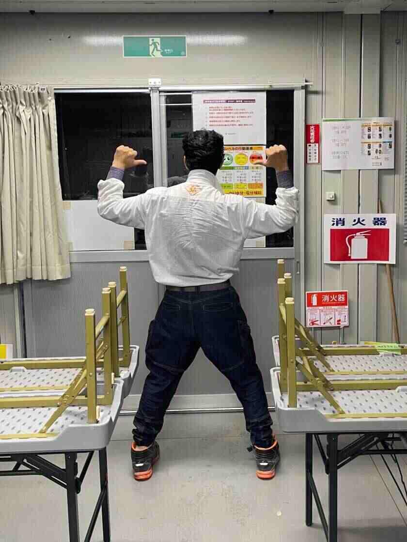 有限会社 弘友工業の制服2