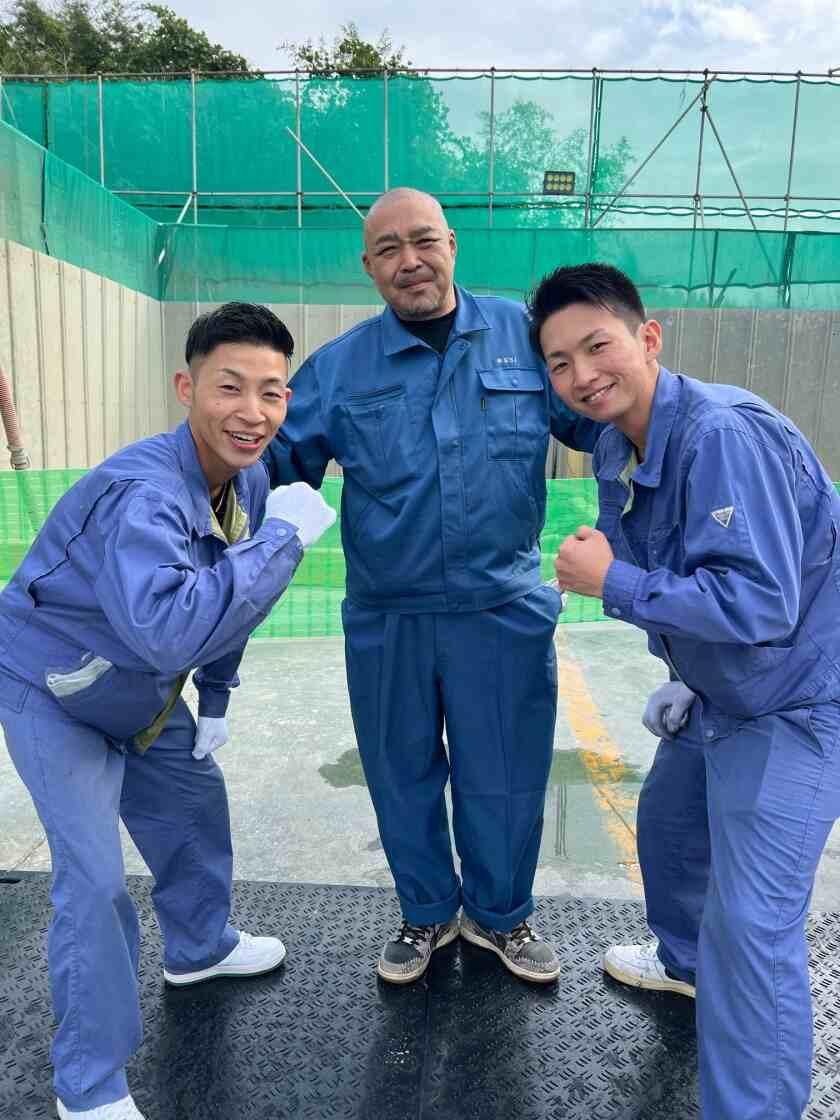 株式会社KSJの制服1